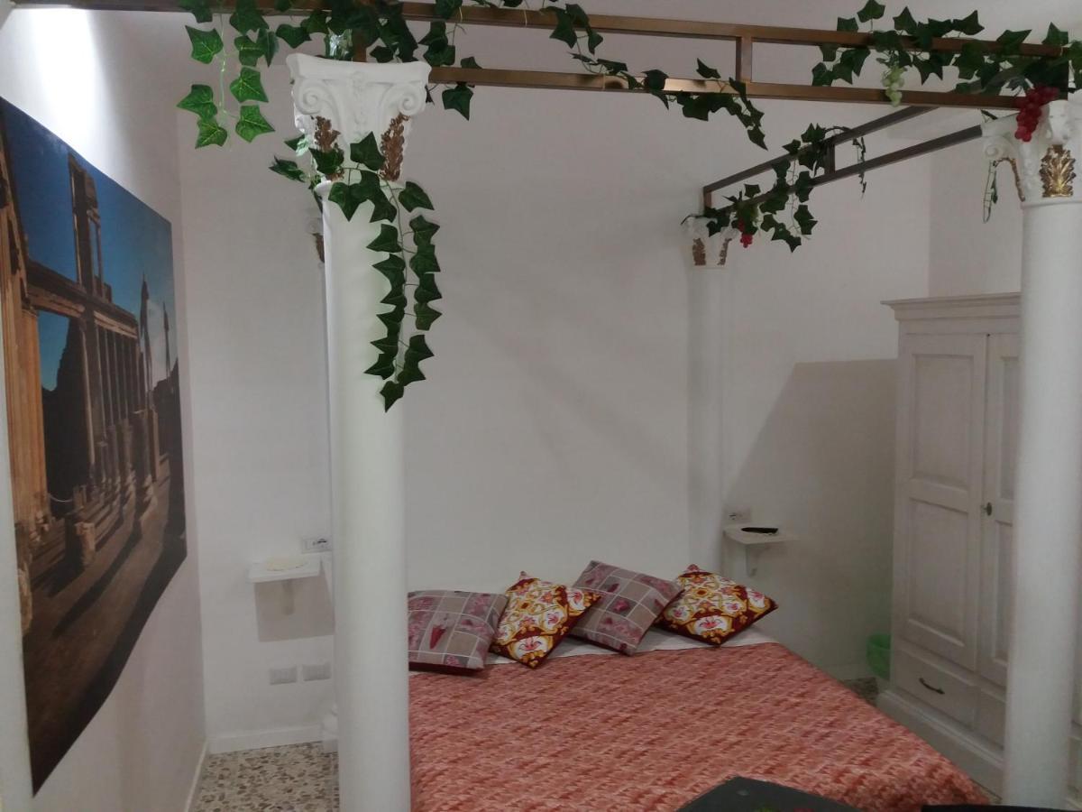 Bed and Breakfast Il Ceppo Sui Sentieri Per Amalfi à Pimonte Chambre photo
